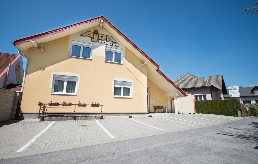 Penzion Ajda Liptovský Mikuláš Exterior foto